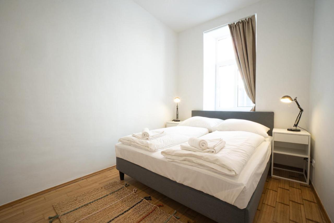 Modern And Lovely Apartment Next To Subway Station Viena Exterior foto