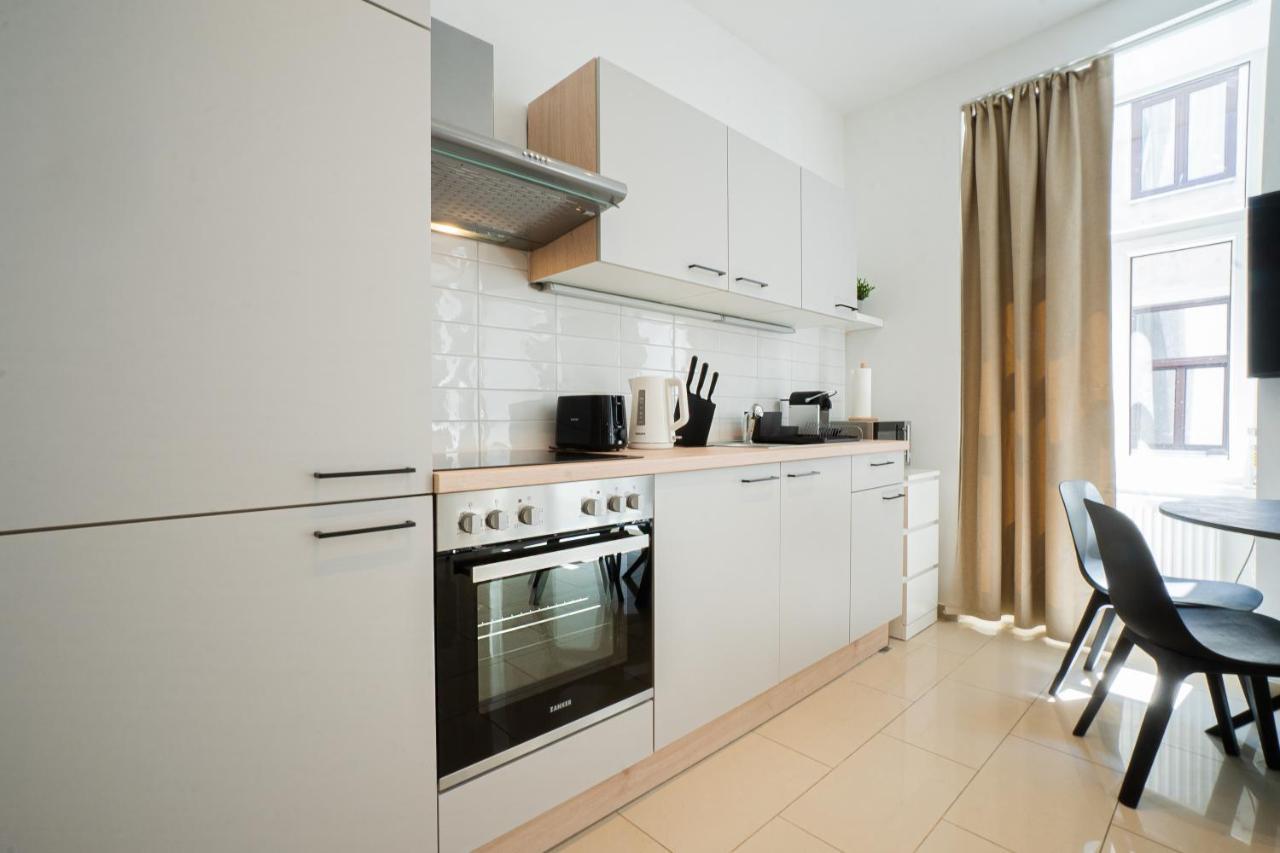 Modern And Lovely Apartment Next To Subway Station Viena Exterior foto